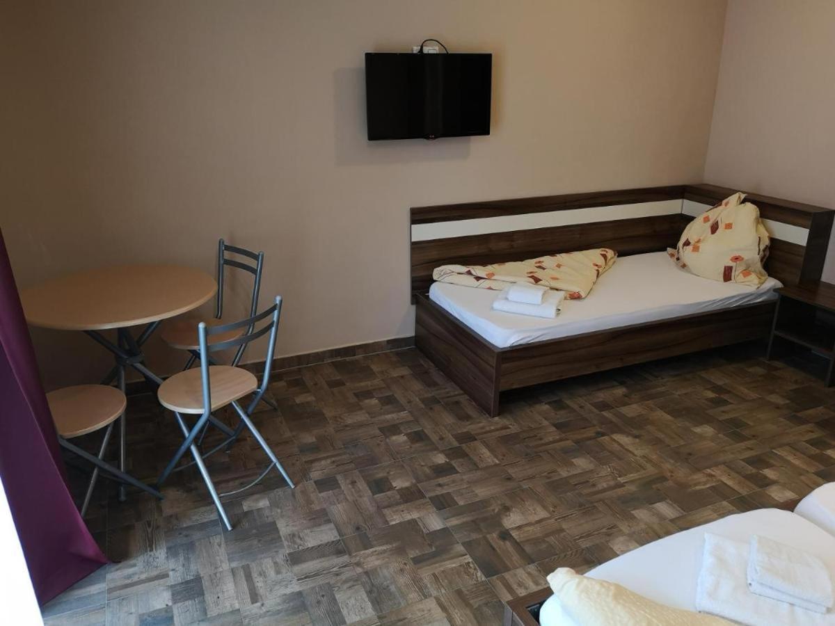 Borostyan Panzio Balatonfuered Bed and Breakfast Εξωτερικό φωτογραφία