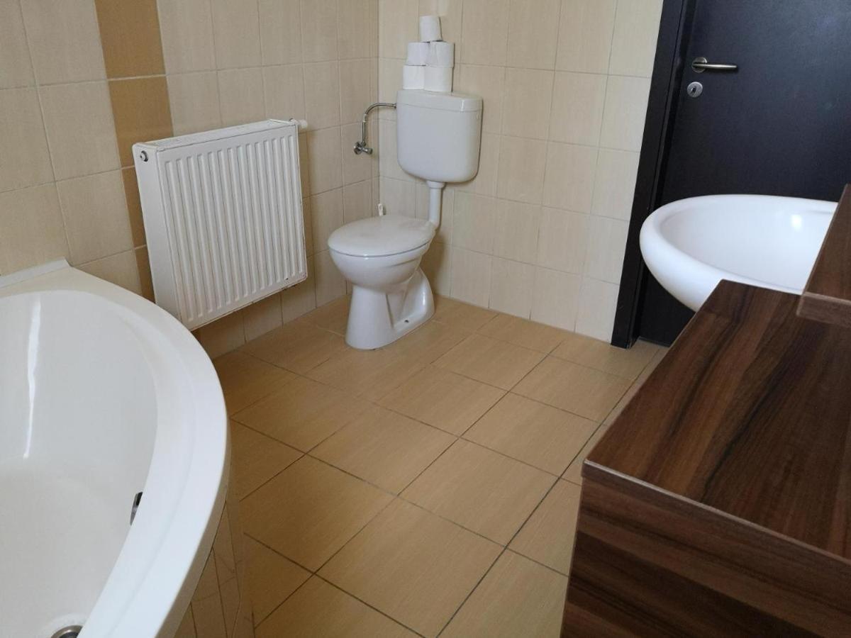 Borostyan Panzio Balatonfuered Bed and Breakfast Εξωτερικό φωτογραφία