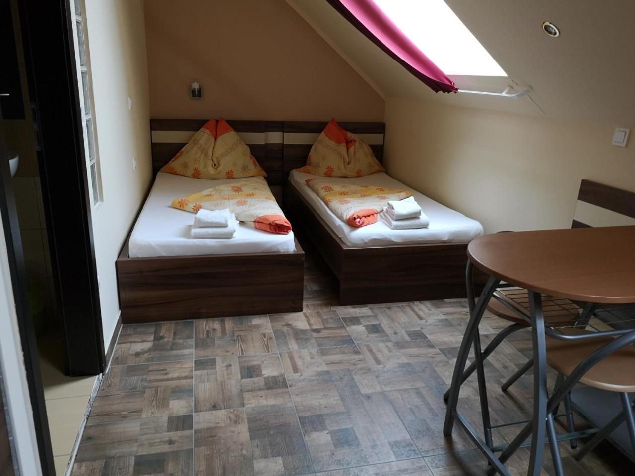 Borostyan Panzio Balatonfuered Bed and Breakfast Εξωτερικό φωτογραφία