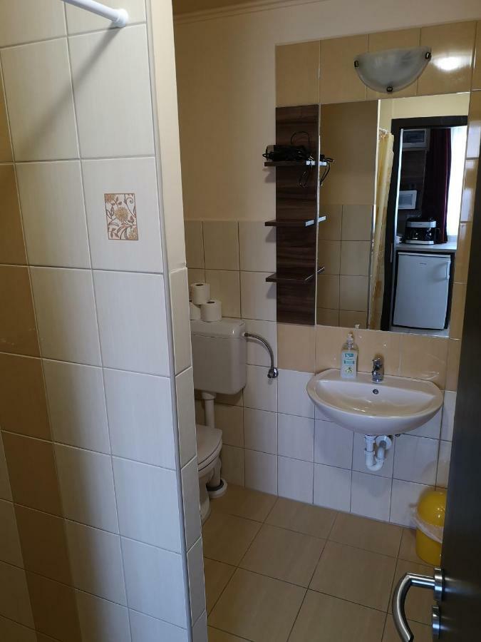 Borostyan Panzio Balatonfuered Bed and Breakfast Εξωτερικό φωτογραφία